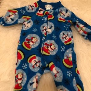 Snowglobe Christmas jimjams By The Childrens Place